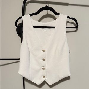 Aritzia Wilfred Vest in Pearl